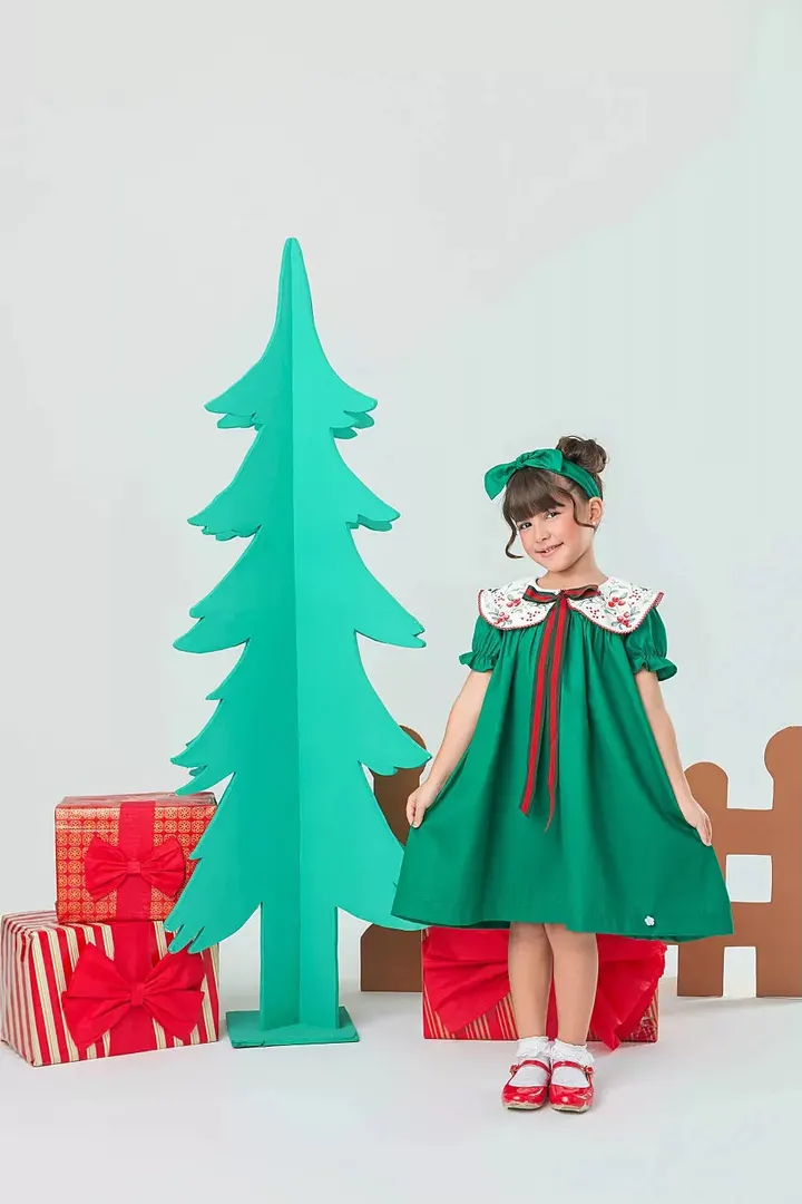 Vestido Verde Natal Gola Bordada